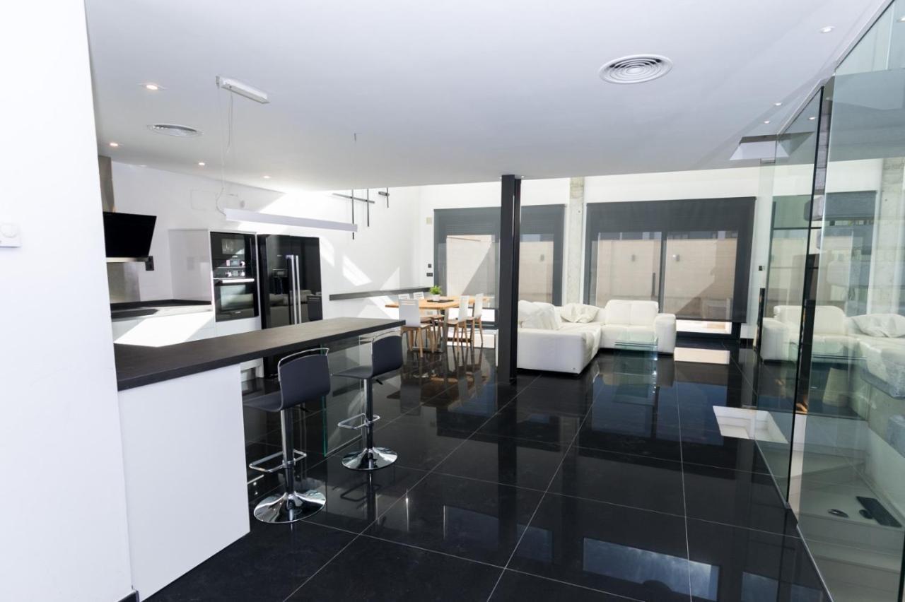 Casa Bulevar, Moderna Y Exclusiva Jaén Exterior foto